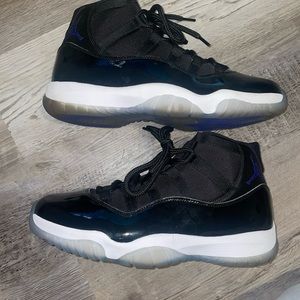 Jordan 11 Retro Space Jam (2016)